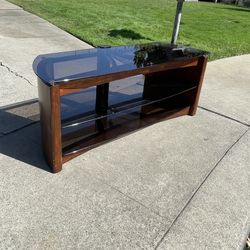 Whalen Tv Stand/console