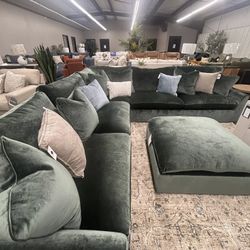 Carriage Cloud Green Fabric Modular Sectional Couch Set 🌟 Fast Delivery 👉 PLEASE ASK FOR JON GREEN WHEN YOU ARRIVE!