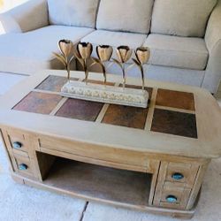 Very Nice Furniture Set!
