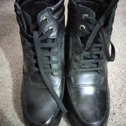 CALDEN Military-Style Leather Heightening Boots

(Size 9)