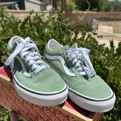 Old Skool Shale Green Vans men size 7.5 Women 9