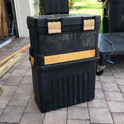 Stacking Tool Box On Wheels