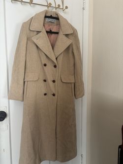 Wool Women’s Ivory Coat