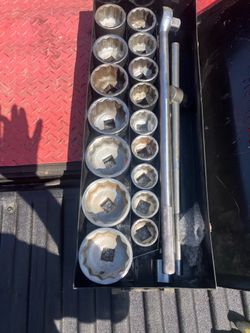 2 Socket Wrench kits