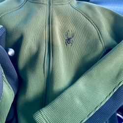 Spyder , Men ‘s Winter Jacket . Size :M .  Condition : New . 