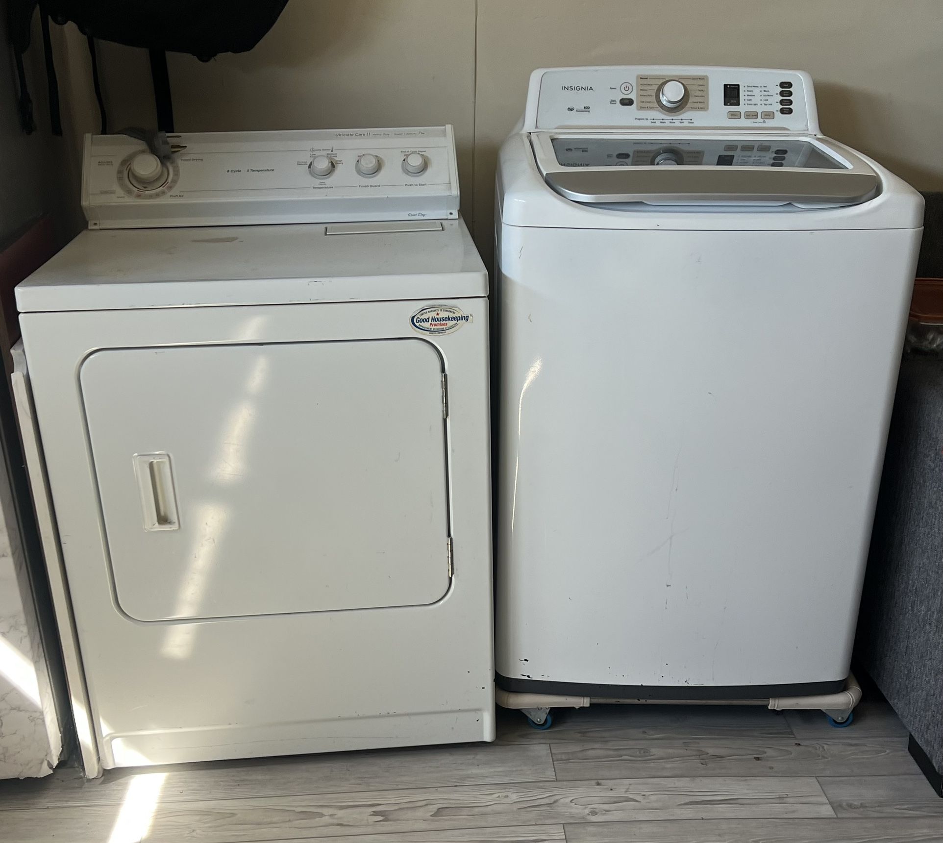 Washer & Dryer Set