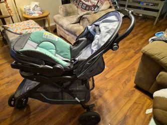 Baby Trend Traveling System