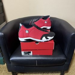Brand new Air Jordan Toro 14’s Size 14 with original box. No trades cash is king. Price is firm.
