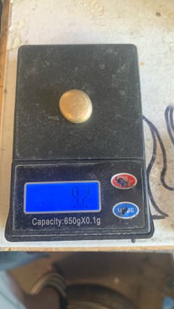 9.2 Gram 14k Gold Button