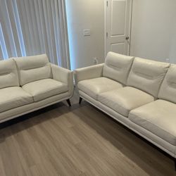 Cindy Crawford Leather Sofa Set