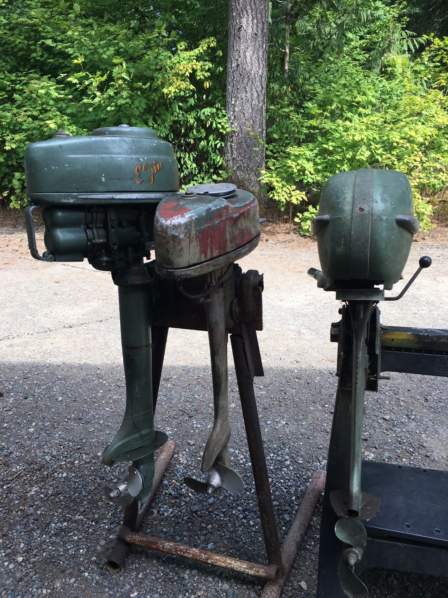 Antique outboard motors