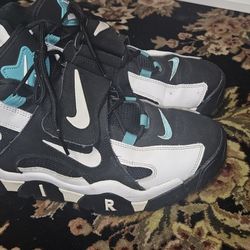 Nike Air Barrage Mid 'Cabana'
Nike / 
sneakers / 
Air Barrage