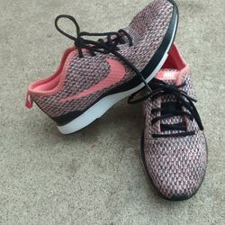 nike size 1y good condition 