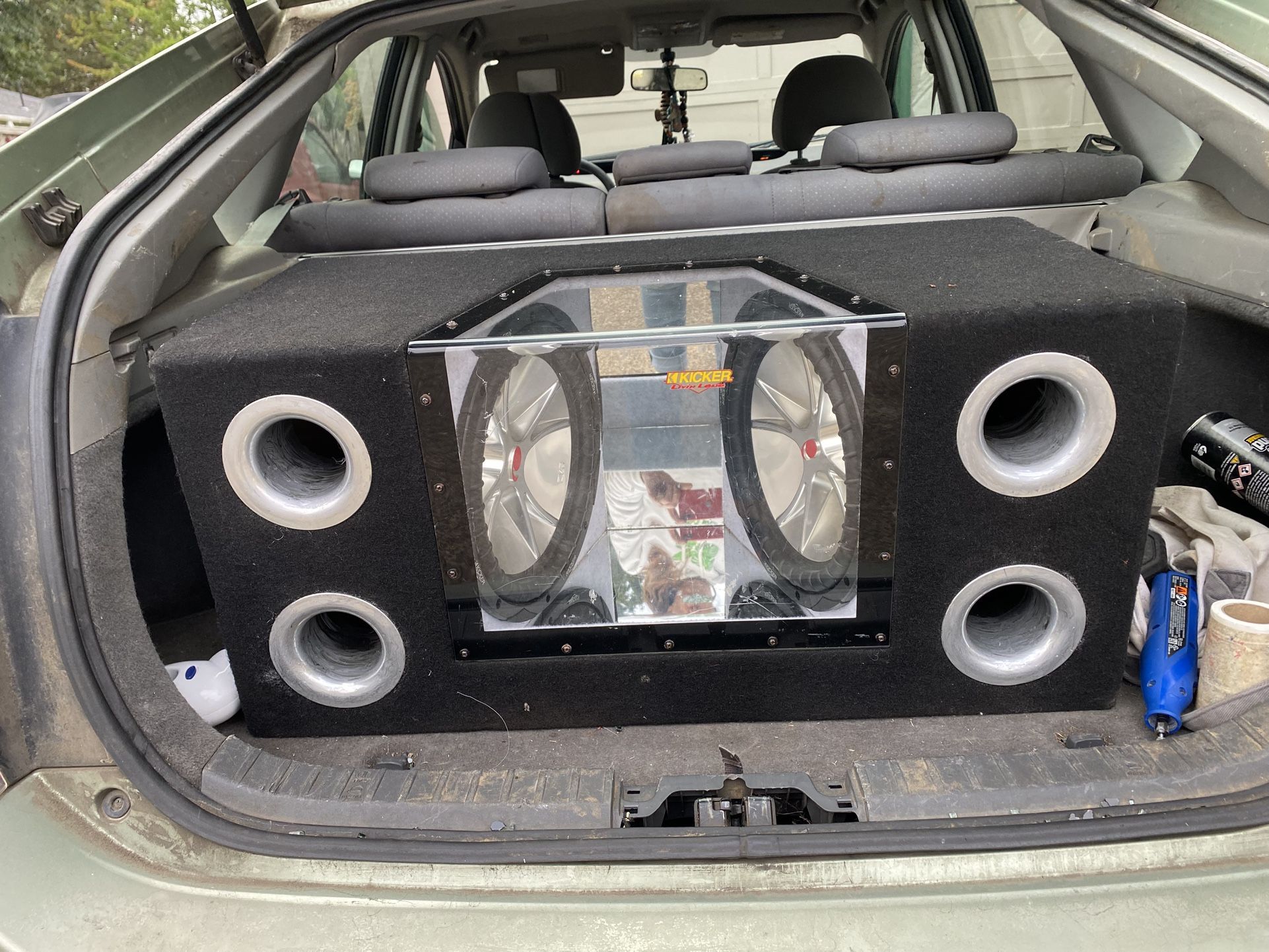 2 Kicker CVR 12” Subs In Ported Box & Kicker KX600.1 Amp 