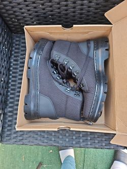 Dr.Martens Combs