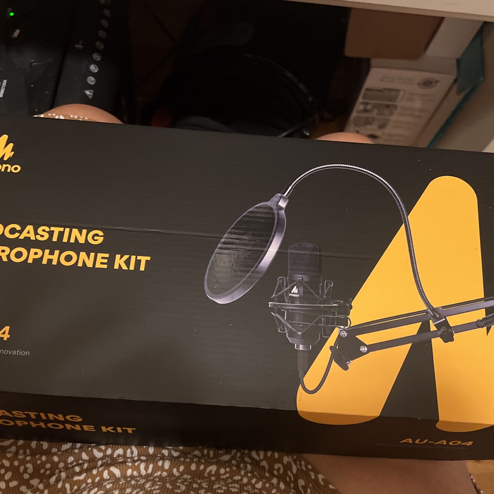 Professional Podcasting Kit