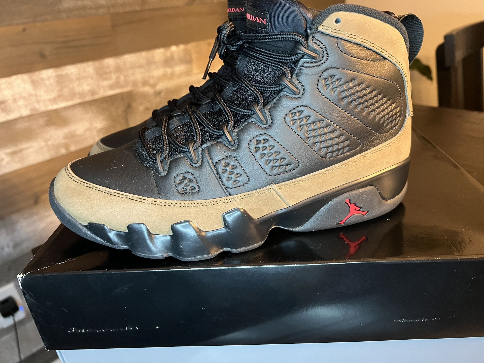 Size 9 - Air Jordan 9 Retro 2024 Olive