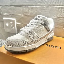 Louis Vuitton Grey Reptile Trainers Sneakers