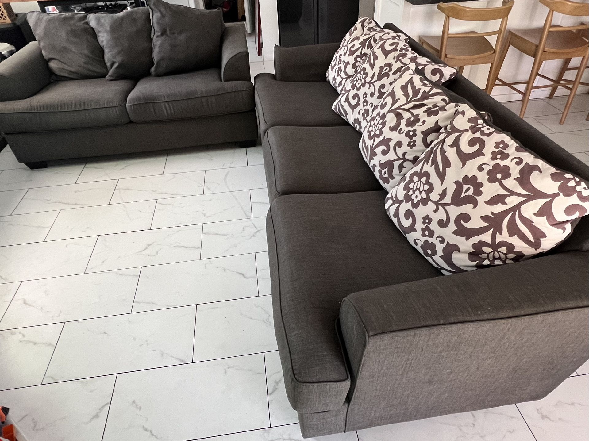 Sofa Set