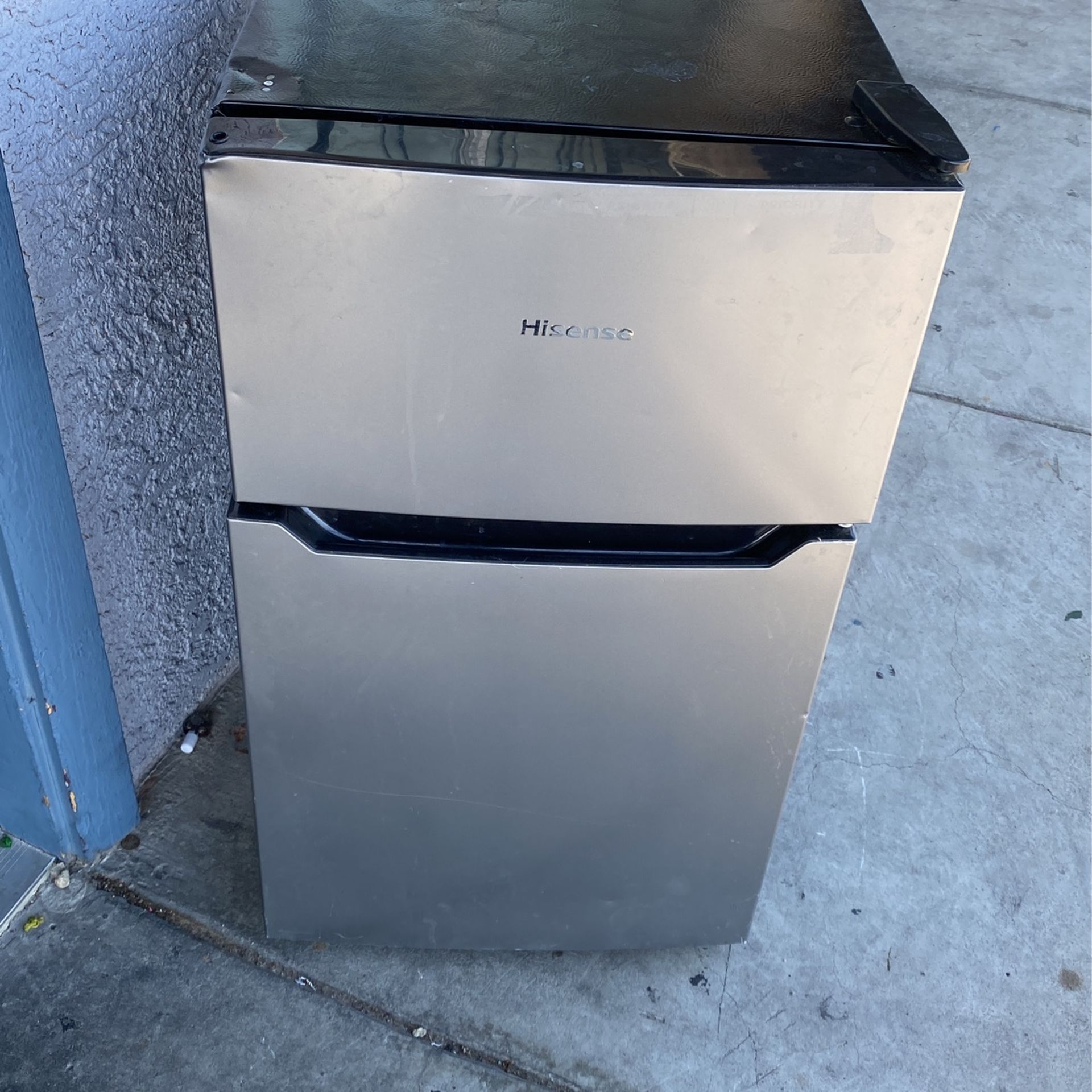 Mini Fridge for Sale in Las Vegas, NV OfferUp