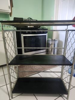 3-Tier Metal Baker's Rack