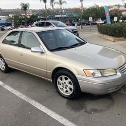 1999 Toyota Camry