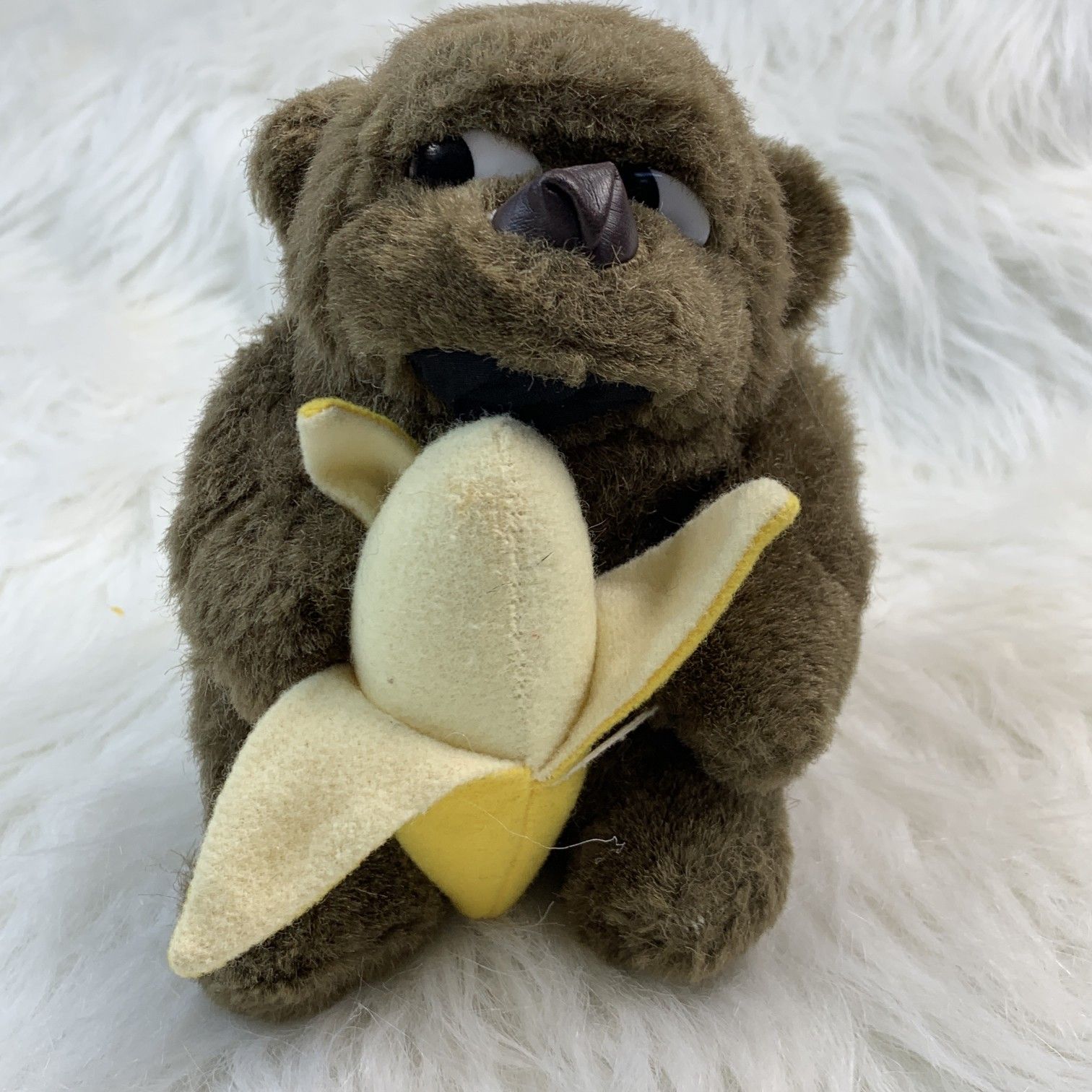 Vintage Plush Monkey Gorilla Eating Stuffed Banana 1989 Embrace Toy 6"