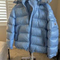 Moncler Maire Short Down Jacket