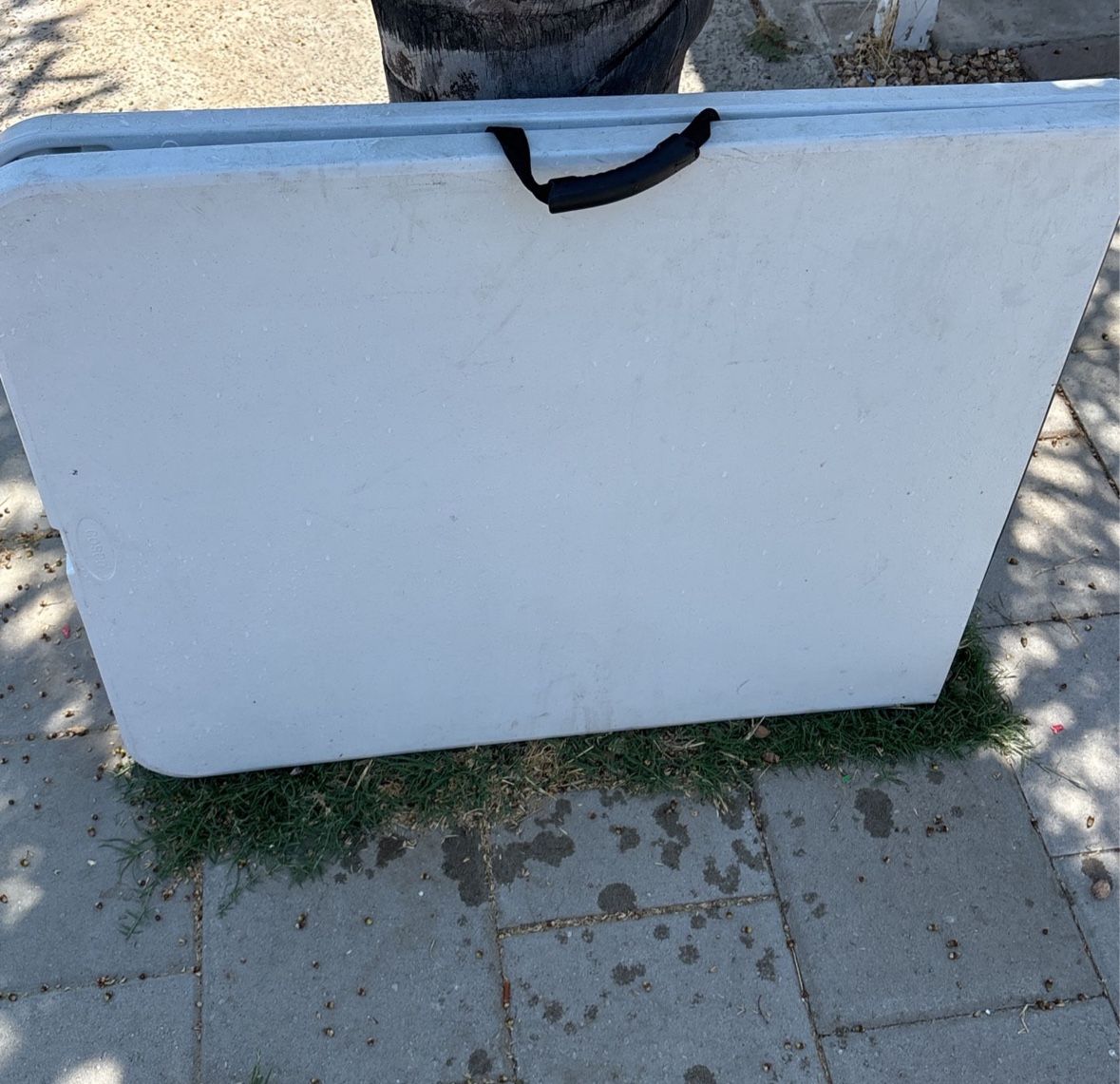 Renting Chairs And Tables 