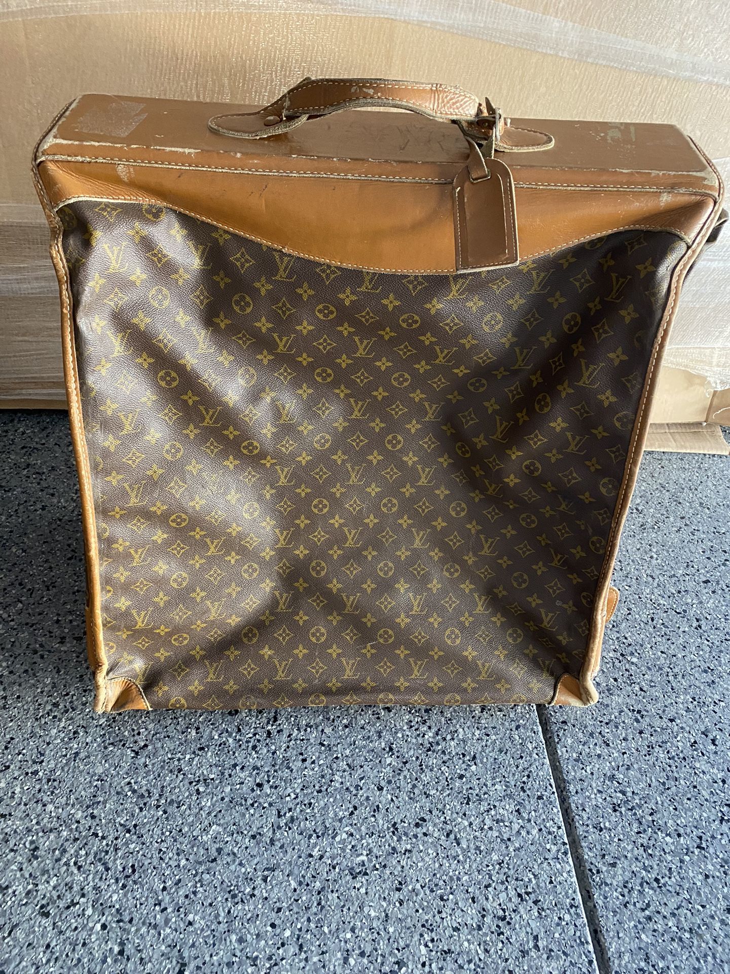 Louis Vuitton Garment Bag And 2 Luggage Vintage