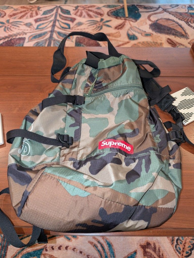 Supreme FW19 backpack