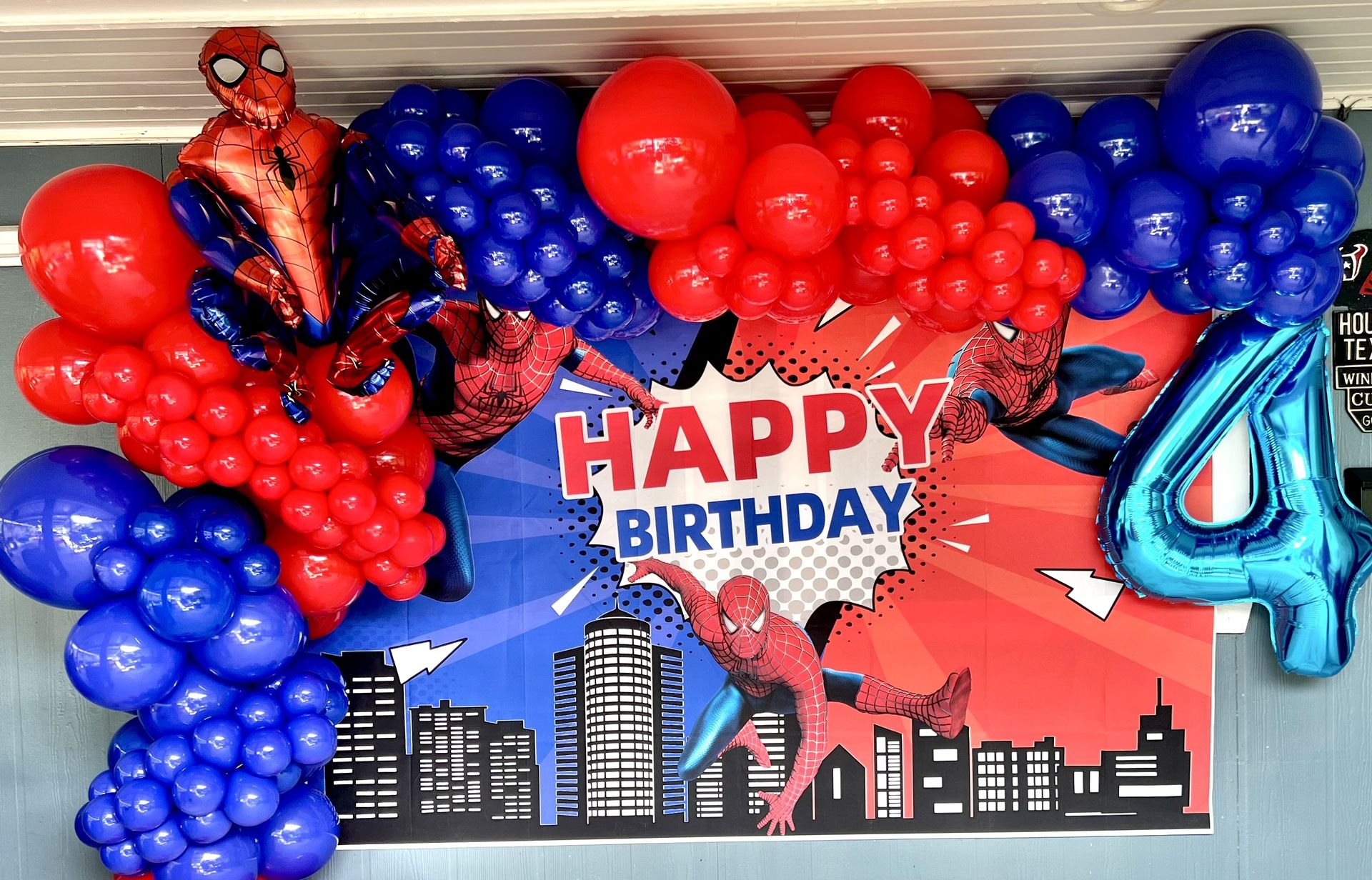 Spider-Man Balloon Garland