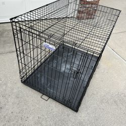 Large 42” Dog Crate With Tray 