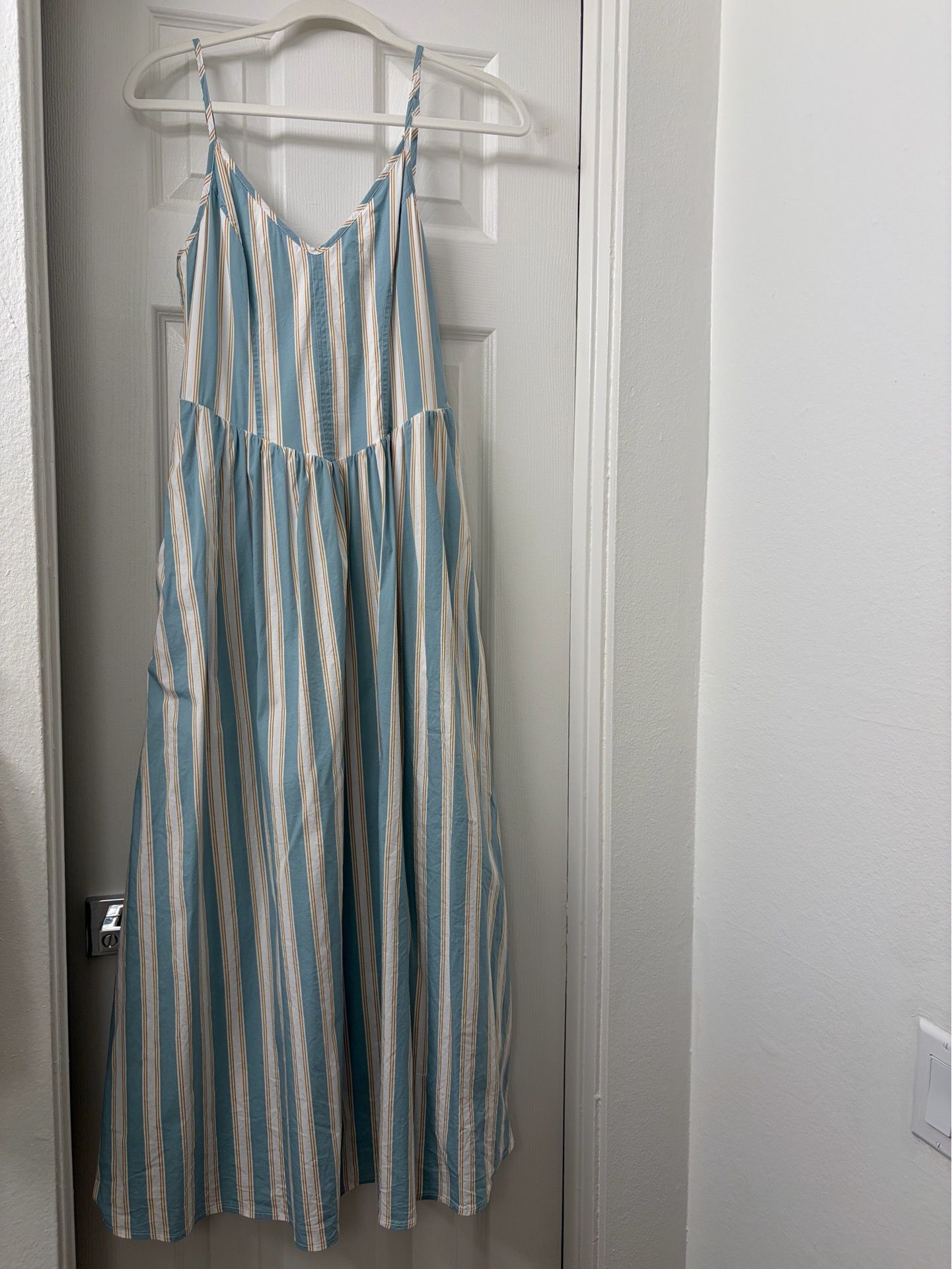 WAYF Blue, White, and Yellow Striped Maxi Dress - Medium