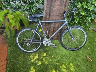 Cannondale M500 Bicycle