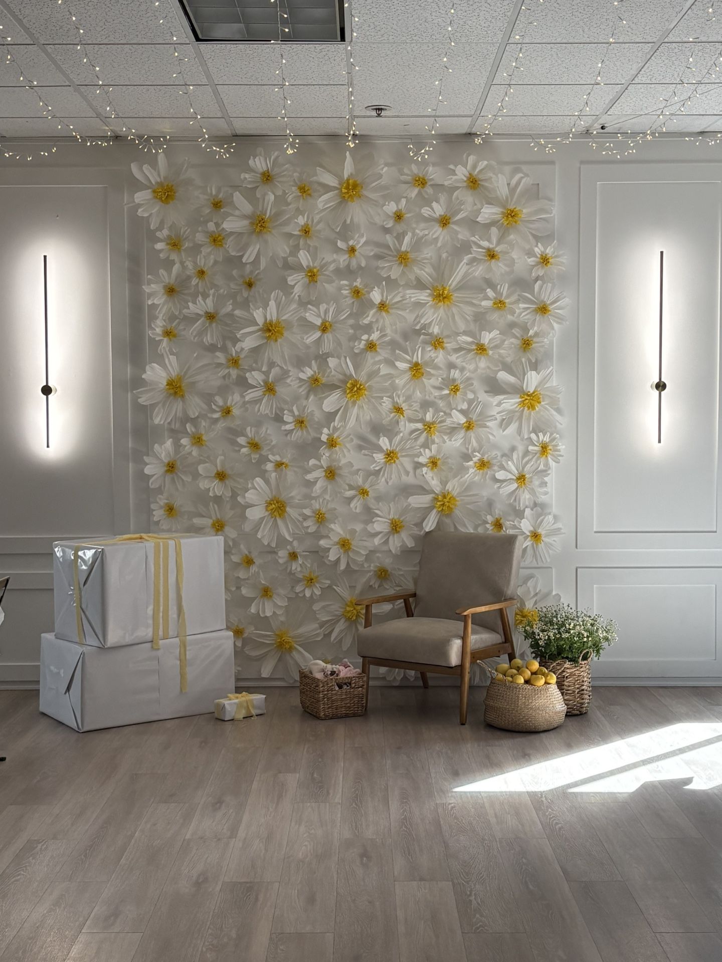 Daisy Tissue Paper Pom Poms For Party Decor
