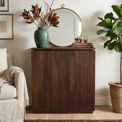 CRATE AND BARREL IMMACULATE CONDITION MONACO BAR/CABINET