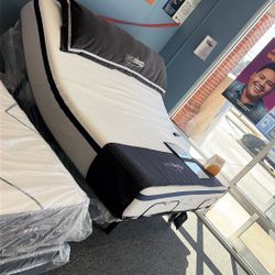 KING SIZE MEMORY FOAM ADJUSTABLE BASE