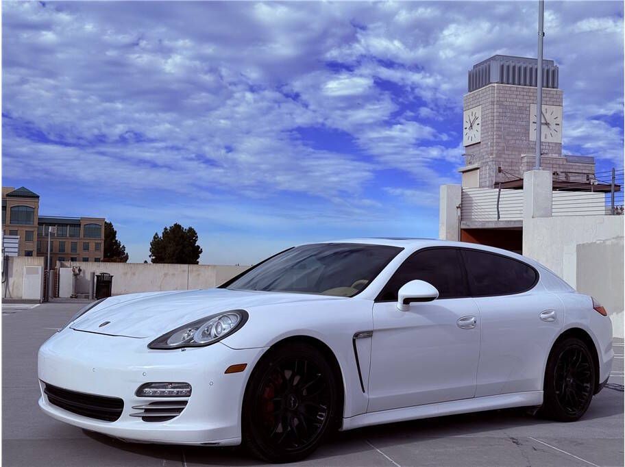 2011 Porsche Panamera