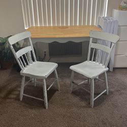 White Wooden Dining Table And Chairs