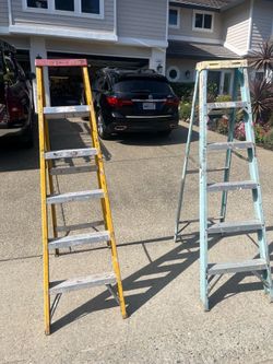 Fiber glass ladder 6 foot