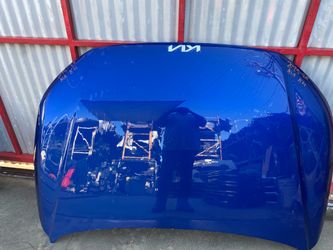 2025-2026 Kia K4 hood
