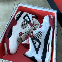 Jordan 4 Retro Fire Red 