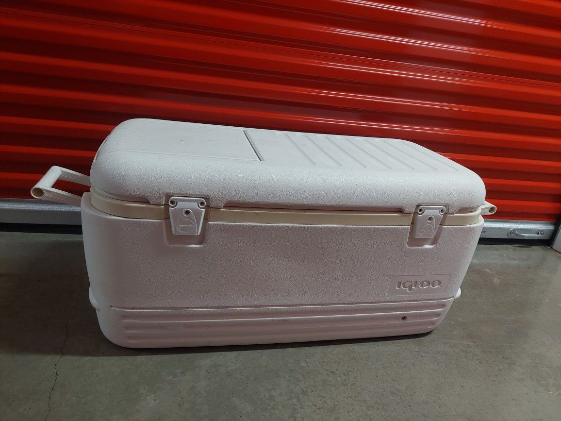 Igloo Cooler 145