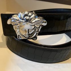 LA MEDUSA LEATHER BELTs, 1 Gold and 1 Silver