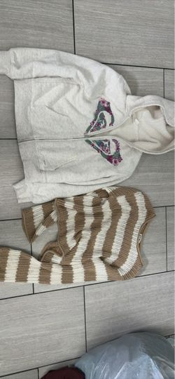 girls 10/12 Roxy sweatshirt and sweater