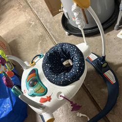 Fisher Price Baby Bouncer 