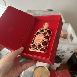 Brand New Golden Perfum