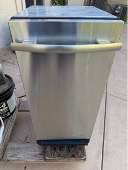 Jenn air trash compactor