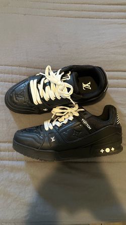 Men shoes size 9